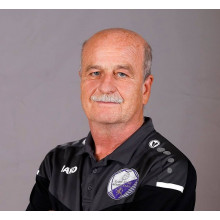 Knyihár János